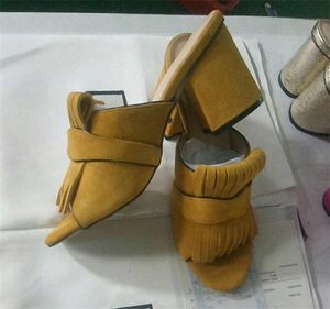 Sıcak Satış-Platformu Pompa Tasarımcı Sandal% 100 Gerçek deri Kutusu Boyutu 42 ile Üzeri Fringe Detay Parti Yüksek topuk katlayın