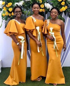 Плюс Размер африканские невесты платья Длинные желтый сатин 2021 Maid Of Honor платья кружева одно плечо Русалка свадебное платье для гостей партии AL6590