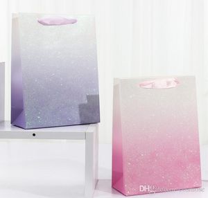 Hediye sargısı parıltılı ambalaj torbası kağıt hediye çantası yaratıcı tasarım flamingo çiçek baskılı hediye çantası doğum günü düğün parti malzemeleri