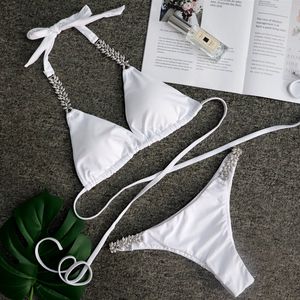 Mulheres Swimwear Sexy Branco Diamante Diamante Bikini 2021 Mulheres Cross Bandeau Swimsuit Feminino Conjunto Brasileiro Halter Maid Terno