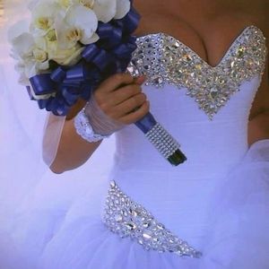 QQ Lover 2020 Luxury Crystal Tulle Ball Gown Wedding Dresses Sparkly Rhinestones Pleated Princess Wedding Gown