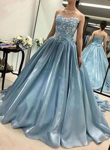 New Light Blue Puffy Quinceanera Платья Ball Clange Sweetheart Сатин Аппликации Кружева Партия Сладкие 16 Платья Vestidos de 15 Anos