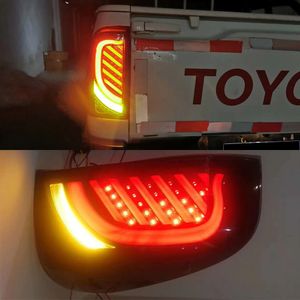 1 Set Araba Toyota Hilux Revo Için LED Arka Lambaları SR5 M70 2015 2016 2017 2018 2019 Pickup Fren Lambası Yüksek Parlaklık Sis Lambası DRL