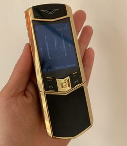 Desbloqueado Luxo Dourado Clássico Assinatura Quad Band Celular Slider GSM cartão SIM Celular Celular Corpo em Aço Inoxidável Bluetooth 8800 Metal Couro Celular