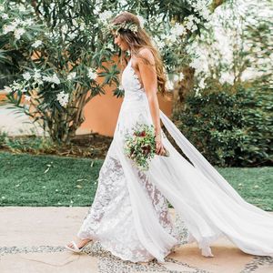 2021 Sexy Spaghetti Straps Boho Beach Wedding Dresses Backless Ivory Lace Chiffon Bohemian Bridal Gowns Appliqued Summer Outdoor Bride Dress