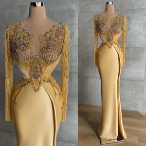 Vintage Long Gold Evening Dresses Appliques Long Sleeves Shiny Beads Crystals High Split Birthday Party Prom Gowns Robe De Soiree