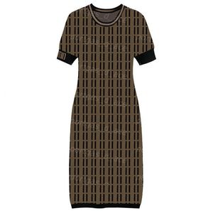 Harfler Örgü Elbise Yaz Kısa Kollu Kalça Kapak Elbise Kadınlar için Sokak Stili Tatil Örme Elbiseler