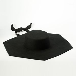 Cimri Kenarlı Şapkalar Avrupa Yün Fedora Şapka Altıgen Flet Büyük Disket Kadınlar Yüksek Kaliteli Içbükey Şekil Bayanlar Parti Formal1