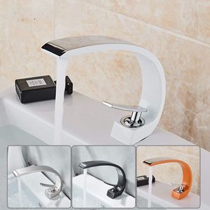 Bath Bacia Faucet Brass Chrome Faucet Escova Níquel Sink Mixer Torneira Vanity Hot Water Fria Banheiro Torneiras