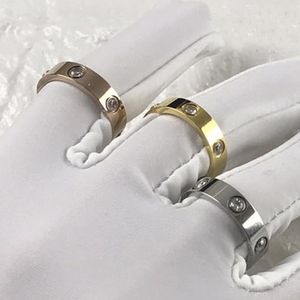 Tasarımcı Titanyum Steel CZ Pırlanta Nişan Yüzüğü, Klasik Lüks Takı, Sevgili Yüzük, Kadın Hediyesi, Erkek Düğün Kutusu, 1 Asma Posta Kullanıyor