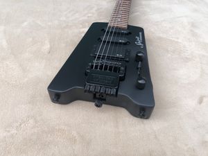 Çin'de sıcak satış başsız electricguitar, siyah mat boya, akçaağaç gitar kafası ve maun vücut