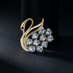 Moda coreana bonito cristal cisne broche pino para mulheres strass broche animal broches jóias luxo festa de casamento presente de gota