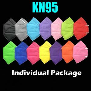KN95 Máscara de Fábrica 95% Filtro Colorido Descartável Respirador de Carvão Ativado Designer de 5 camadas Máscaras faciais para adultos Pacote individual