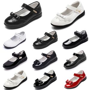 Wholesale plataforma de desenhista para meninas de bebê sapatos de princesa de couro com fundos suaves preto triplo branco verão ao ar livre caminhando j