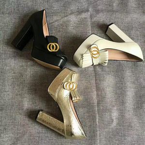 Klasik Cowhide Tasarımcı Kadın Ayakkabı Seksi Bar Banquet Prenses Düğün Lady Süper Kalın Yüksek Topuk Ayakkabı 10cm Metal Toka 100% Deri Siyah Altın Yüksek Topuklu Boyut 35-41