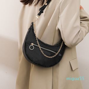 Tote Mini Kılıfı Kadınlar Lüks Tasarımcılar Cüzdan Çek Kravat Omuz Çantası Crossbody Kırışıklık Çantalar Ve Tartan Çanta Yarım Moon Hobo