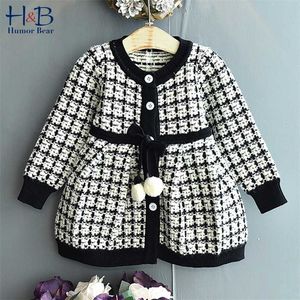 Mizah Ayı Güz Kızlar Sonbahar Elbise tarzı Tops 2022 Bebek Örme Dip Gömlek Bebek Kazak Çocuk Giyim Ekose Elbise 211224