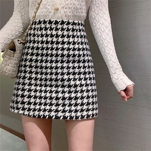 Moda feminina saia de lã xadrez alto cintura esbelta nádegas curtas mini saias pretas bege 1080 210310