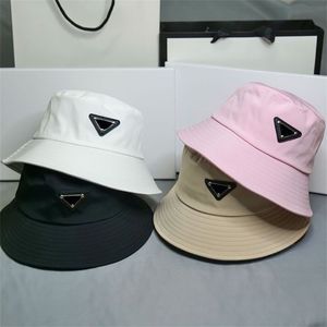 2021 Lyxig Bucket Hat Beanies Designer Sol Baseball Keps Män Kvinnor Utomhus Mode Sommar Strand Solhatt Fiskare hattar 4 färger X0903C varor