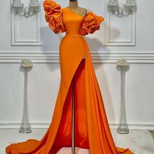 Arabic Dubai Unique Design Evening Dresses Cascading Ruffles Sleeve One Shoulder Mermaid Party Gowns Side Splits Red Carpet Fashion Prom Dress