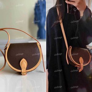 Womens Designer Handbags Purses Messenger Bag Cross Body Fashion Flap Luxurys Bags Crossbody Backpack Wallet Good Quality With Box