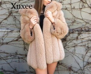Giacca da donna calda invernale in pelliccia sintetica da donna con cappuccio grande Cappotti di lusso Capispalla femminile 4XL