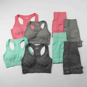 Workout Clothes For Women Seamless Yoga Sports Suits Sport Bra Top+High Waist Fitness Shorts 2 Piece Gym Set Running Sportswear 210813