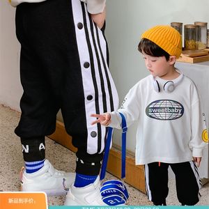 Хлопок мальчики полосы красивые спортивные штаны новая осень Zhong da Tong детские корейские повседневные брюки западный стиль 210303