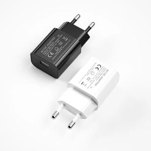 USB Duvar Şarj Cihazı Avrupa Adaptör Fişi 5V 1A CE APRRROVED FireProof Malzeme Kısa Devre Koruma Çıkışı 5W AB Seyahat Şarj Cihazları