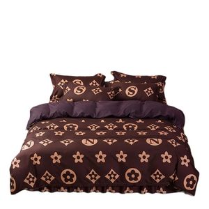 Conjuntos de cama de luxo capa de edredom lençol fronha listrada completa king queen tamanho duplo 211021
