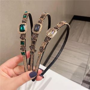 Vintage Stil Gül Çiçek Hairband Moda Kadınlar Için Rhinestone Alaşım Bandı Gece Kulübü Parti Bayanlar Saç Bandı