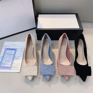Tasarımcı Lüks Elbise Ayakkabı Kadın Yüksek Topuklu Sandaller Moda Mektupları Deri Profesyonel Dikkatli Düğün Boyutu 35-40