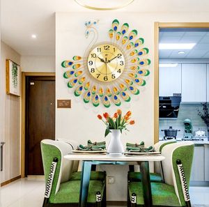 Grande orologio da parete in metallo con pavone e diamanti in oro 3D per la decorazione della casa, del soggiorno, orologi fai da te, ornamenti artigianali, regalo
