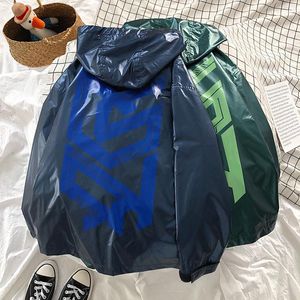 Erkek Ceketler 2021 İlkbahar ve Sonbahar Katı Renk Parlak Kapüşonlu Deri Ceket Moda Rahat Gevşek Baskılı Ceket Mavi / Yeşil M-5XL