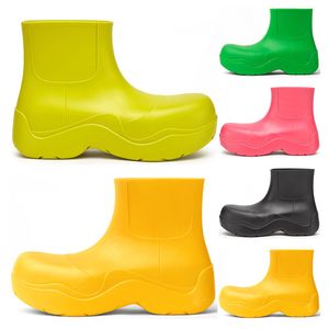 Gai Gai Gai Top Boots Kadın Şeker Düz Renkler Pembe Üçlü Bule Fıstık Frost Sarı Kırmızı Platform Martin Ayak Bildiri Yuvarlak Yuvarlak Ayak parmakları Su Geçirmez Dışarı