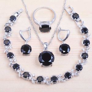 Kadınlar için Rus tarzı bilezik Takı Setleri Gümüş Renk Düğün Kolye Küpe Set Klasik Siyah Kristal Kostüm QS0218 H1022