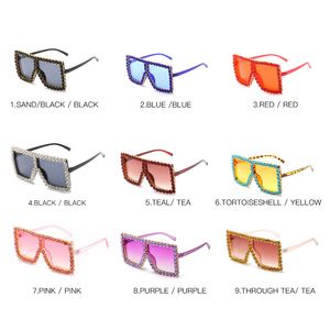 18 cores mulheres quadrados de luxo acrílico strass óculos de sol oversize colorido quadro de diamante tons grandes óculos de sol atacado 57055 30 pares