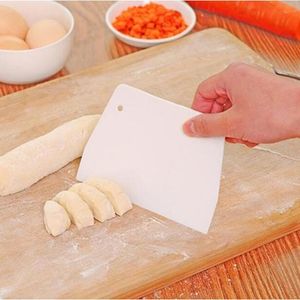 Инструменты Trapezoidal Pood-сорт пластиковый скребок DIY масло нож торт тесто тесто резак кухонный инструмент для выпечки