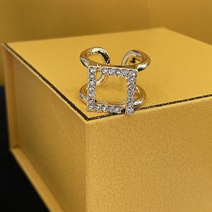 Womens Designer Gold Pearl Diamond Rings Mens Engagement Love Golden Ring F Rings Ladies Fashion Jewelry 2201223D