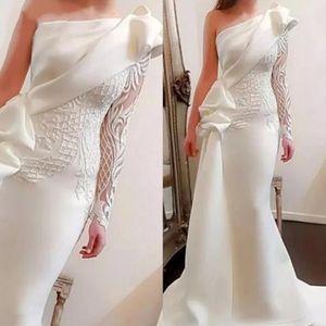 Moda Bir Omuz Abiye Saten Son Tasarım Örgün Kıyafeti Yan Yarık El Yapımı Aplikler Custom Made Zarif En Satış