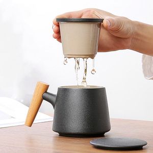 Кружки керамическая кружка чашка чая с крышкой отделение фильтра воды 300 мл творческая деревянная ручка кофе офис классический домашний кухонный выпить