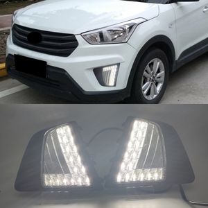 1 takım Oto LED DRL Gündüz Farları Gündüz Işıkları Sis Lambası Kapak Dönüş Sinyali Hyundai IX25 Creta 2014 2015 2016 için