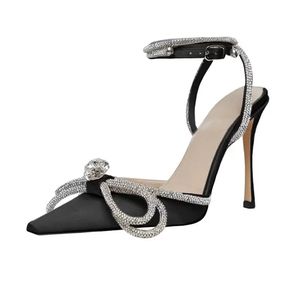 2022s Yeni Kadın Ayakkabı Satış-Pist Tarzı Glitter Rhinestones Kadınlar Ilmek Saten Yaz Lady Ayakkabı Pompalar Hakiki Deri Yüksek Topuklu Parti Balo Ayakkabı Kutusu Ile