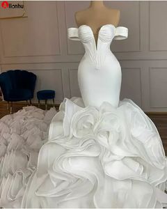 Wunderschöne 2022 Meerjungfrau-Hochzeitskleider aus Organza, Brautkleider mit langer Schleppe, schulterfrei, abgestuften Rüschen, Robe de Mari￩e Gregs