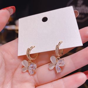 Dangle Avize Mikro Açacağı Zirkon Opal Kelebek Küpe Kadınlar için Kore Stil Narin Altın Elektroliz Takı Küpe