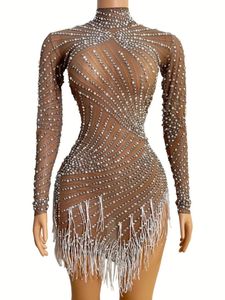 Rhinestones Pérolas Branco Franja Alto Neck Malha Dress Bar Bar Barra Comemore Vestido Mulheres Dança Outfit X0521