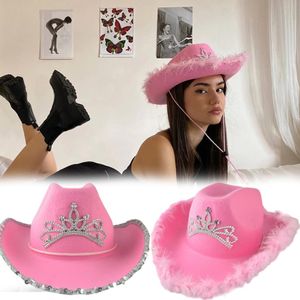 Taç Pembe Kovboy Kapaklar Batı Cowgirl Şapka Kadınlar Için Kız Tüy Kenar / Parlak Sequins Tiara Cowgirl Şapkalar Parti Fedora Caps