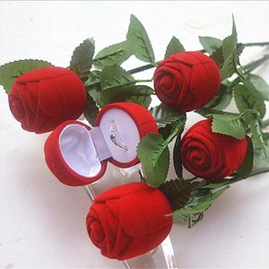 Подарочная упаковка 1pc Red Rose Jewelry Box Velvet Fannelette Engagement Crusion Серьги для хранения держателя дисплея дно с листом