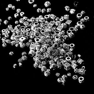 Andere gemischt etwa 180 Stück tibetisches Silber, antike lose Perlen, Abstandshalter, Verbindungsstücke, DIY-Schmuckherstellung, Großhandel, Tropfen