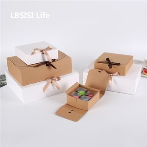 LBSISI Life 10pcs Chocolate Bread Box Wedding Burthday DIY Handmade Gift Pack Cake Boxes And Packaging Child Favor With Ribbon 210326